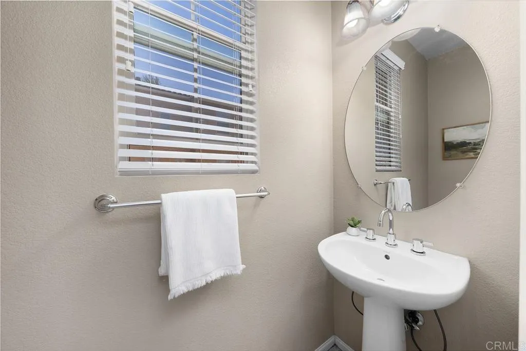 Photo #8: PTP2505810 Listing: Photo #8