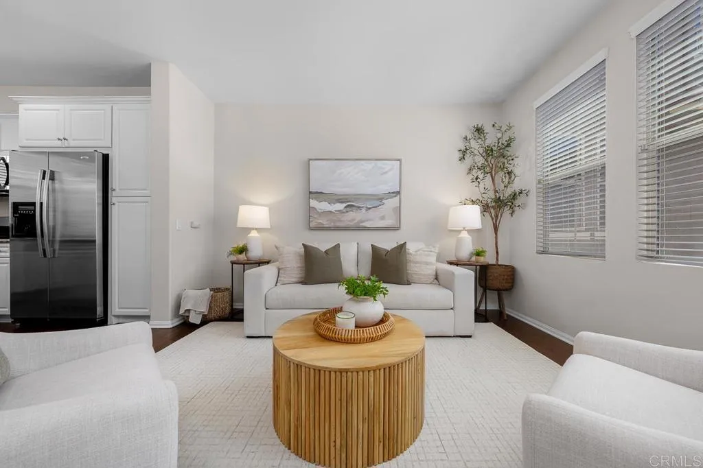 Photo #3: PTP2505810 Listing 