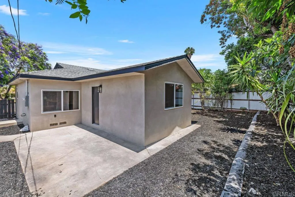 https://cdn.realtyfeed.com/cdn/127/306507220/794db85a8e9a2f862b0c71081863cbe1.webp