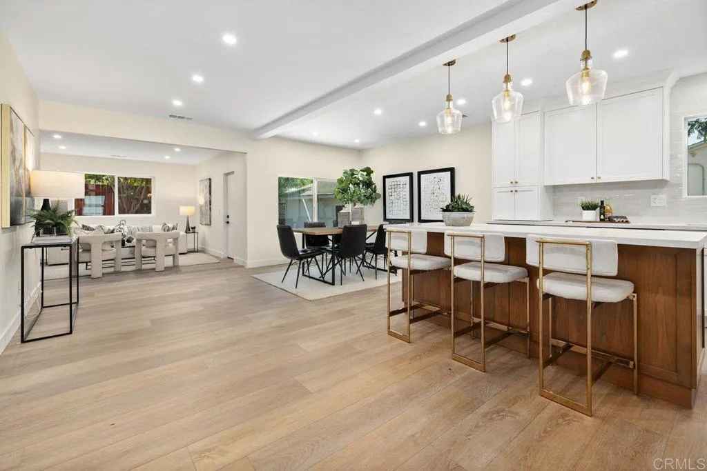 https://cdn.realtyfeed.com/cdn/127/306507220/b018c12f28dccd521532a9f3342b60cf.webp