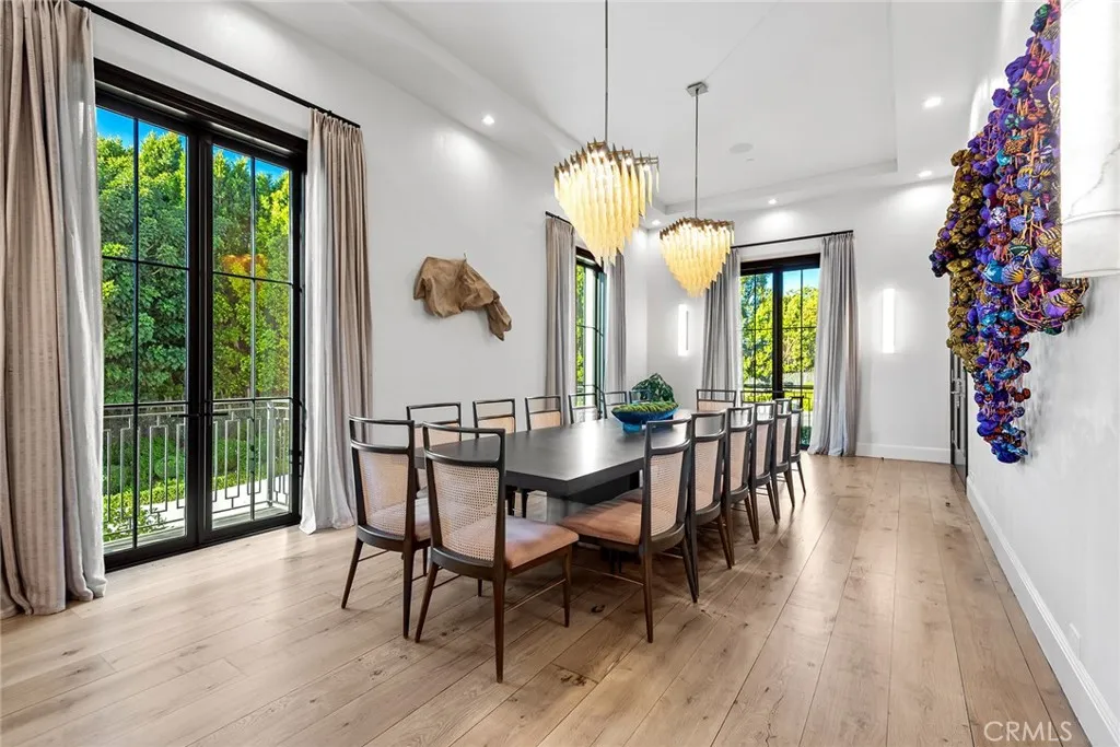 2100 Stratford Circle, Los Angeles, CA, 90077