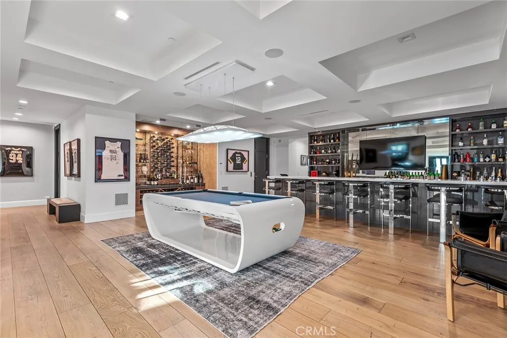 2100 Stratford Circle, Los Angeles, CA, 90077