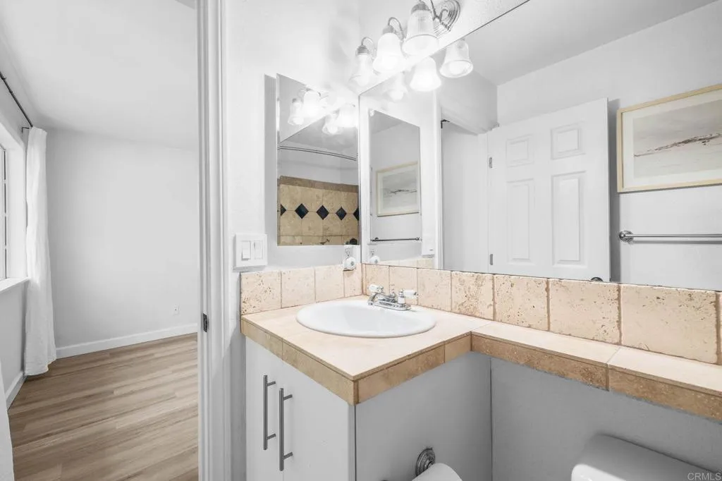 Photo #24: PTP2505823 Listing: Photo #24