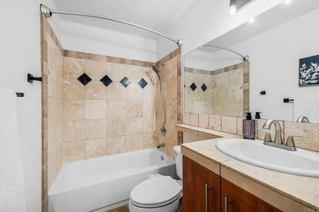 Photo #18: PTP2505823 Listing: Photo #18