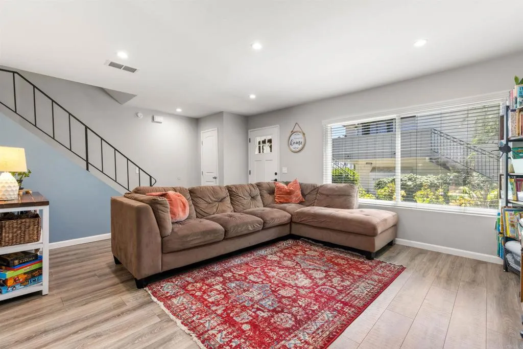 Photo #2: NDP2507548 Listing 