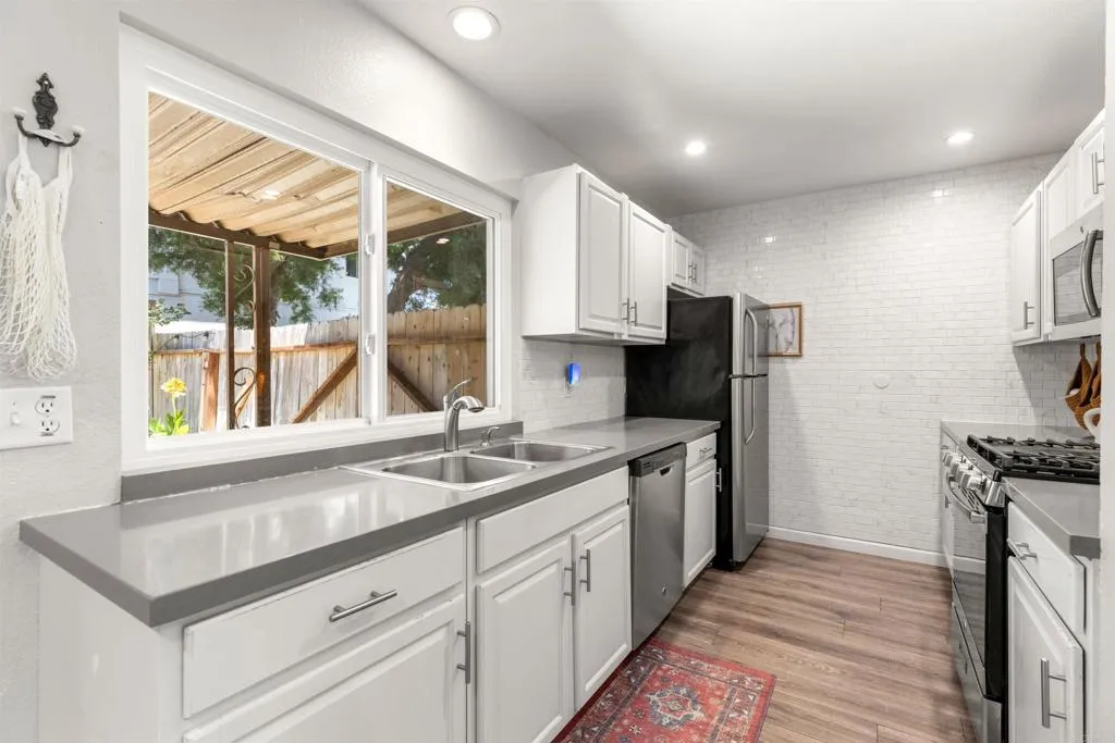 Photo #6: NDP2507548 Listing 