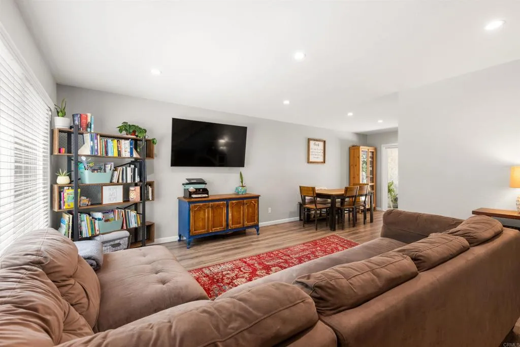 Photo #3: NDP2507548 Listing 