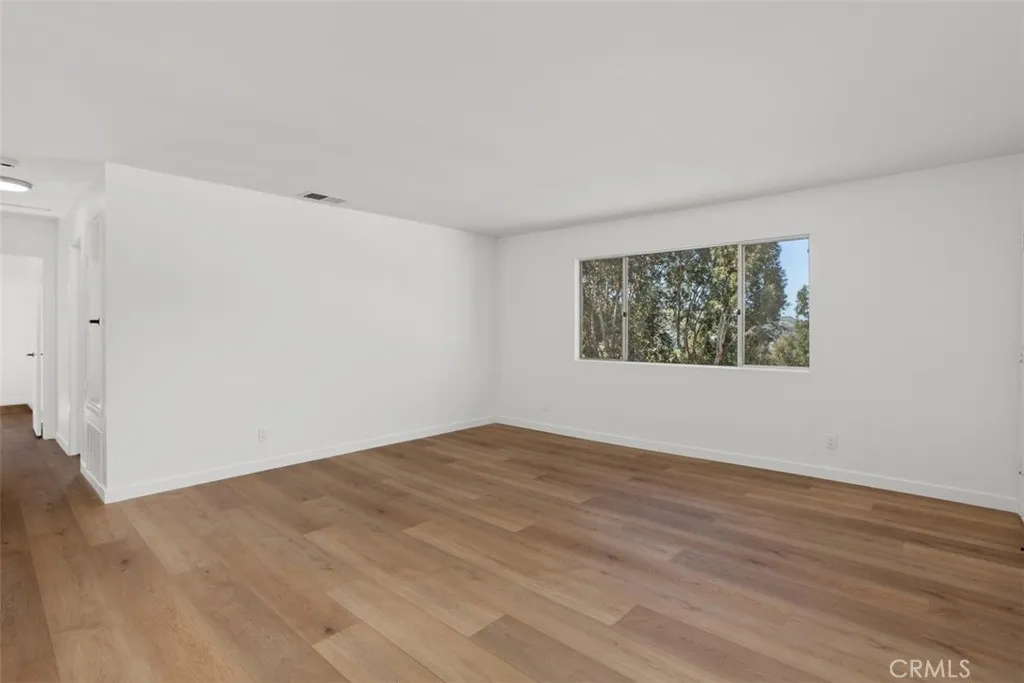 Photo #3: IG25167919 Listing 