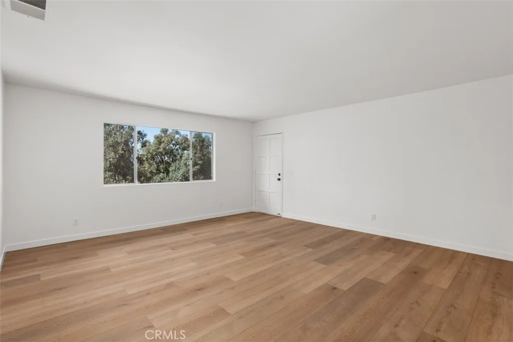 Photo #5: IG25167919 Listing 
