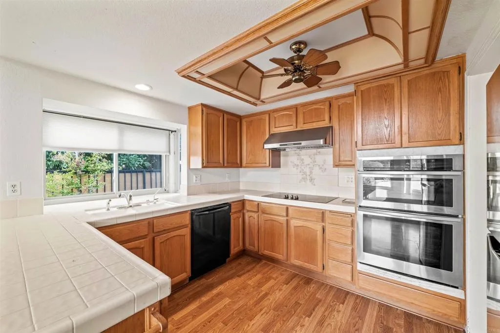 https://cdn.realtyfeed.com/cdn/127/306507552/7a34b9edd964f43fba74b50dd7c40c02.webp