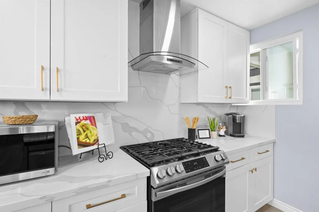 https://cdn.realtyfeed.com/cdn/127/306507564/70e3afb05ebfe50e9189fee3a38984c8.webp