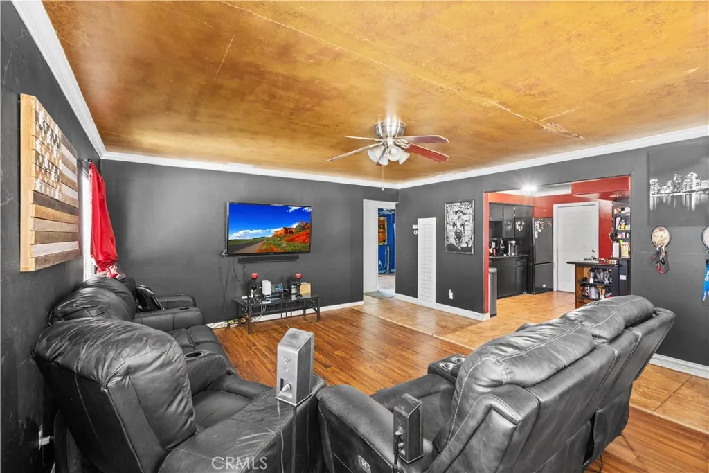 https://cdn.realtyfeed.com/cdn/127/306507593/7f70bcba1b800fe6ab1afa397961a344.webp