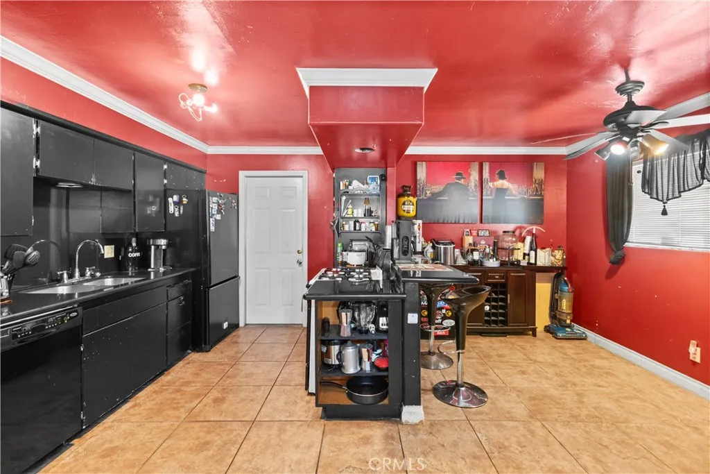 https://cdn.realtyfeed.com/cdn/127/306507593/b66f3f1a39f5f9a2b9bbce8c3e9d3fe5.webp