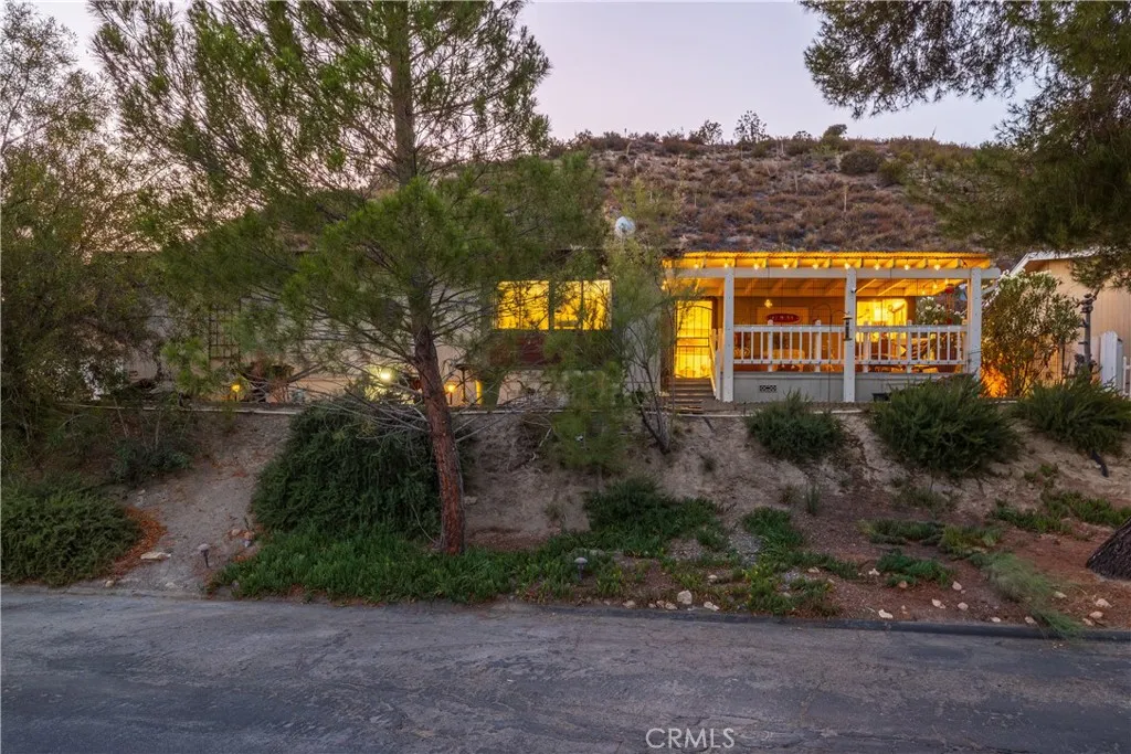 https://cdn.realtyfeed.com/cdn/127/306507596/511a27dc12eba3df7d176bd1e3902c05.webp