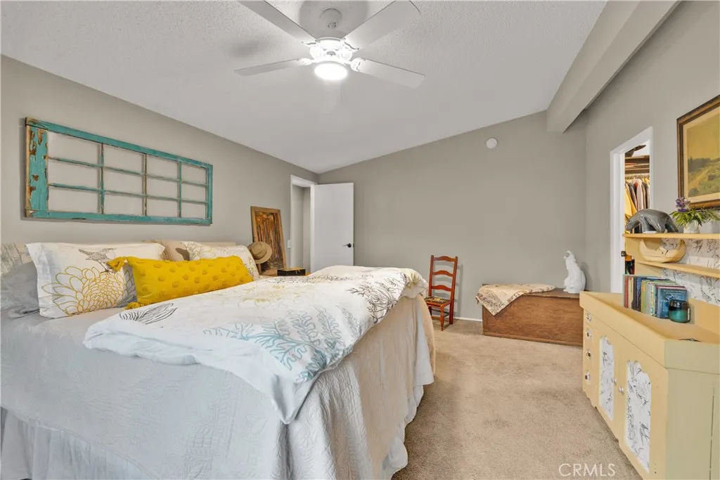 https://cdn.realtyfeed.com/cdn/127/306507596/db756b6a13def2927aa025437e103d5d.webp