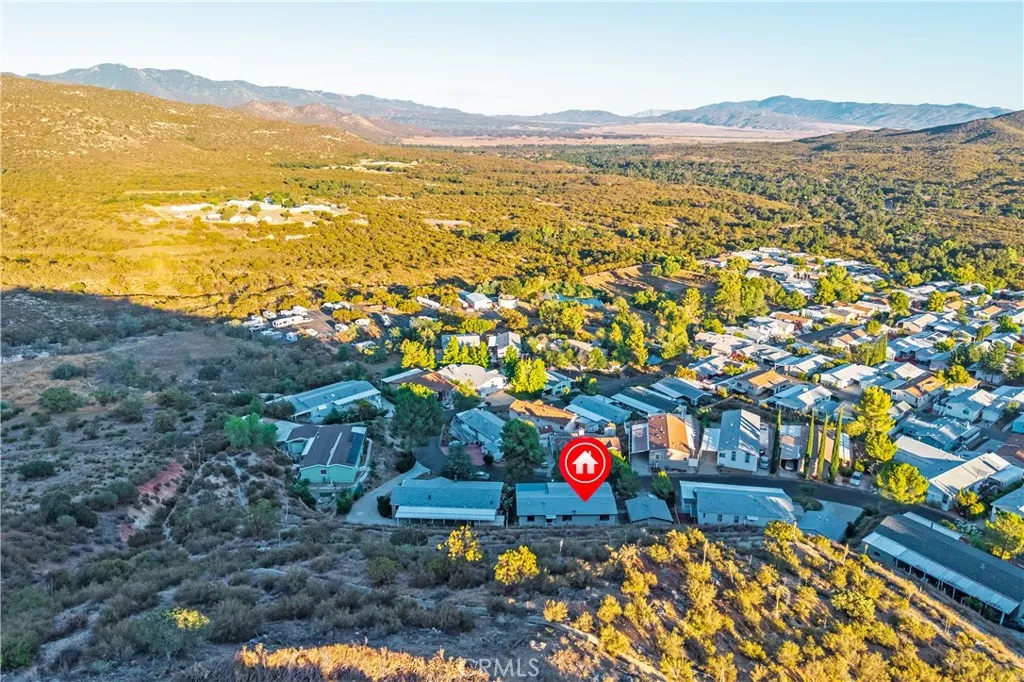 https://cdn.realtyfeed.com/cdn/127/306507596/e7b9cde90ca4ca5286c03cc983e215eb.webp