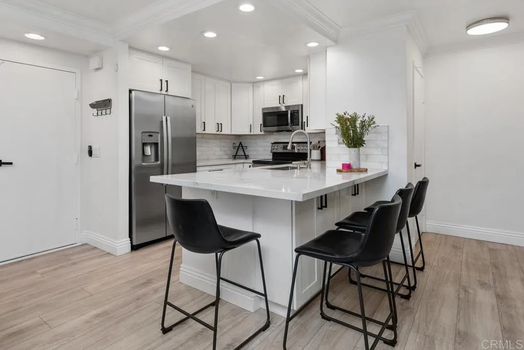 Photo #3: PTP2505830 Listing 