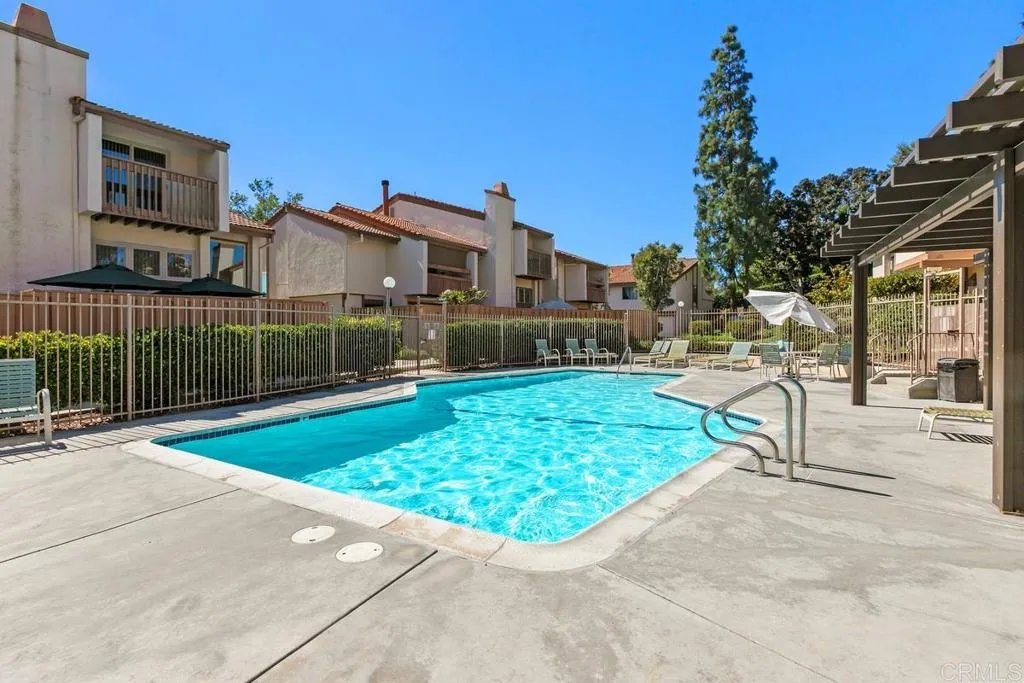 Photo #32: PTP2505830 Listing: Photo #32