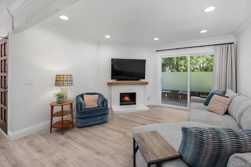 Photo #4: PTP2505830 Listing 