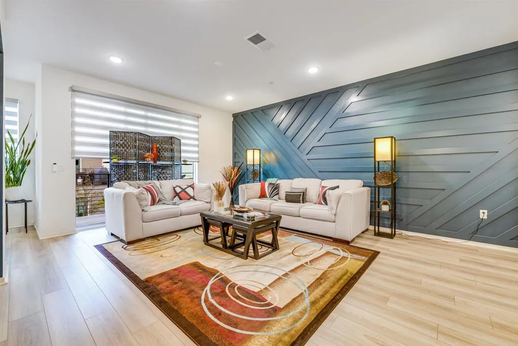 Photo #4: PTP2505833 Listing 