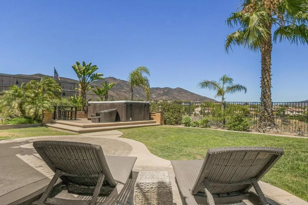 https://cdn.realtyfeed.com/cdn/127/306507715/83cc8f485738367a25c1a52c73d5c66d.webp