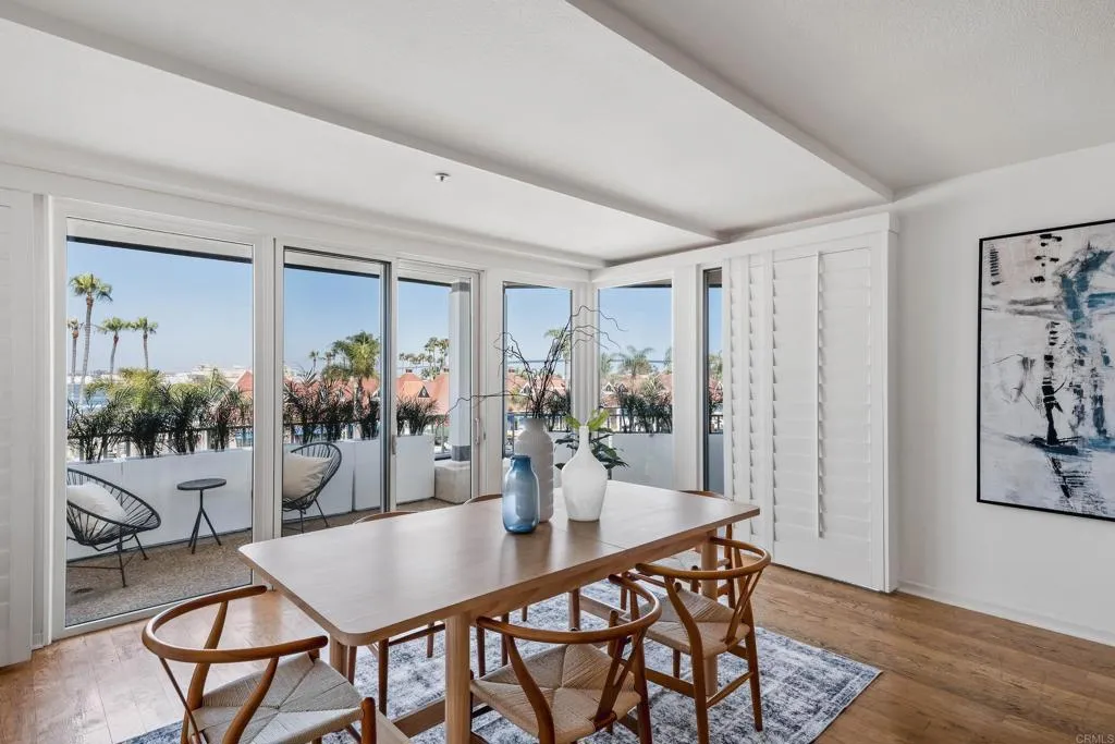 Photo #5: PTP2505837 Listing 