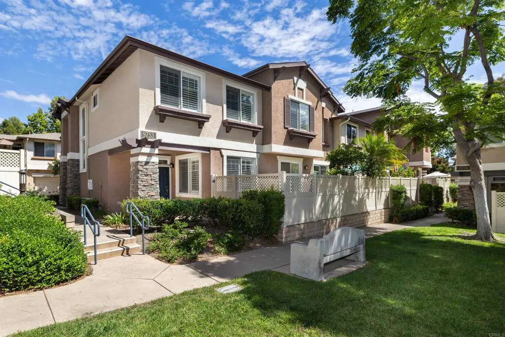9753 W Canyon Unit 4