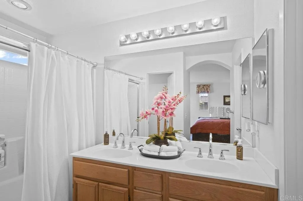 Photo #12: PTP2505839 Listing: Photo #12