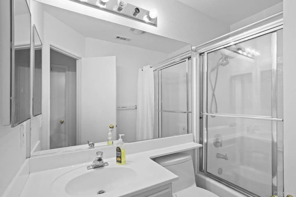 Photo #33: PTP2505839 Listing: Photo #33