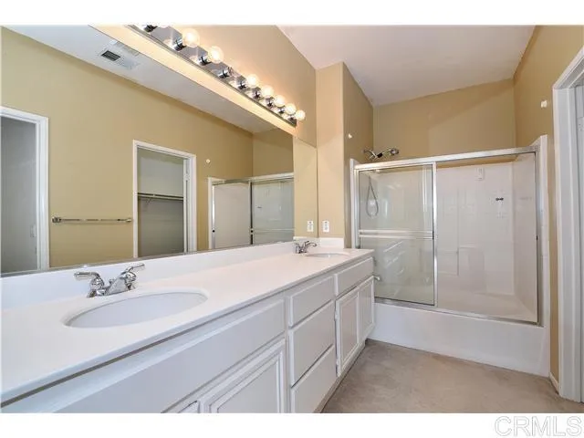 Photo #8: PTP2505841 Listing: Photo #8