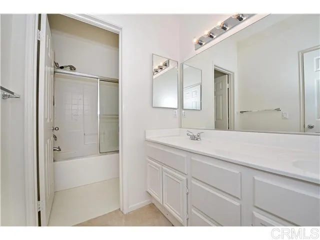 Photo #5: PTP2505841 Listing 