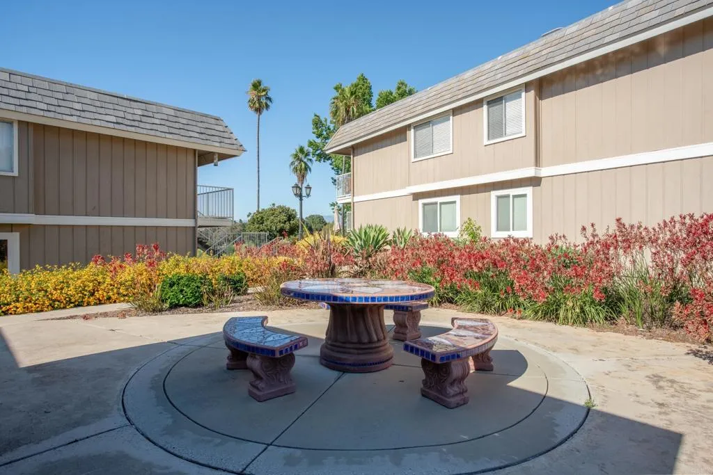 https://cdn.realtyfeed.com/cdn/127/306507815/6520d7de885490f05606e8a4bdf052b9.webp