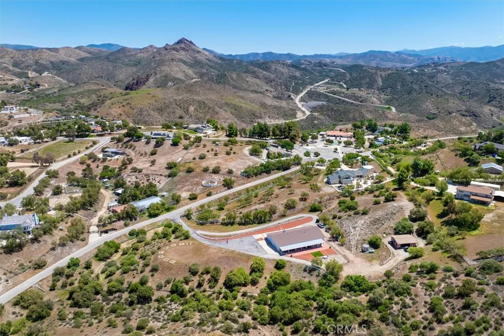 13700 Summit Knoll Road, Agua Dulce, CA 91390 - Photo 4 of 43, Agua Dulce, CA