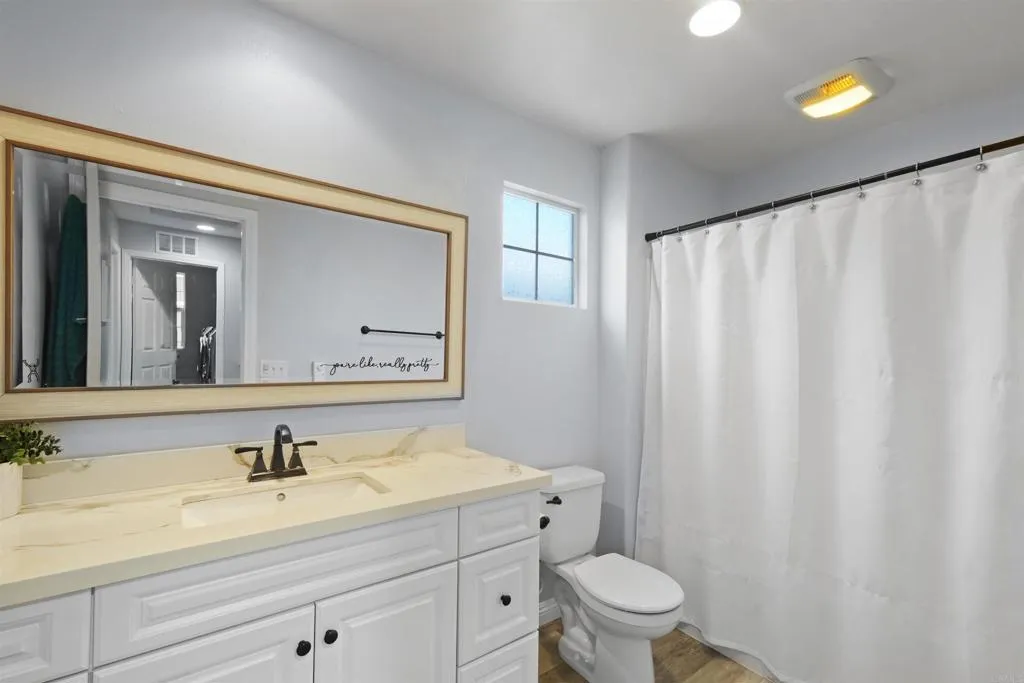 https://cdn.realtyfeed.com/cdn/127/306507942/243a97da9ff287ef072b3280617af774.webp