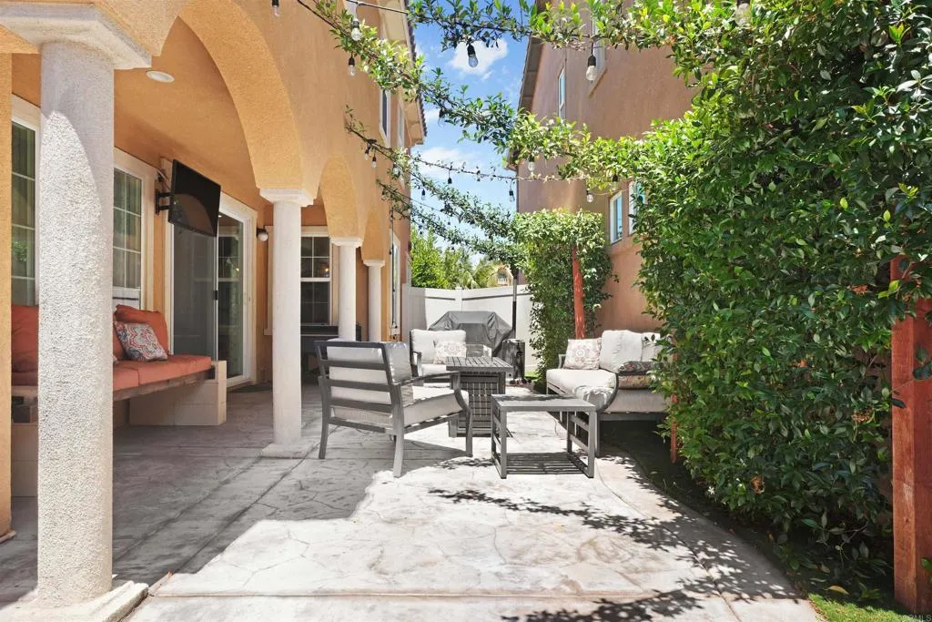 https://cdn.realtyfeed.com/cdn/127/306507942/49fdb2a60f70a1a5e7143cf2b9c87171.webp