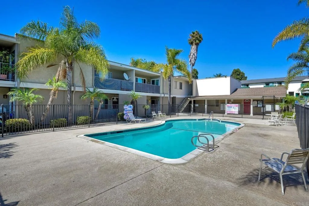 Photo #5: PTP2505849 Listing 