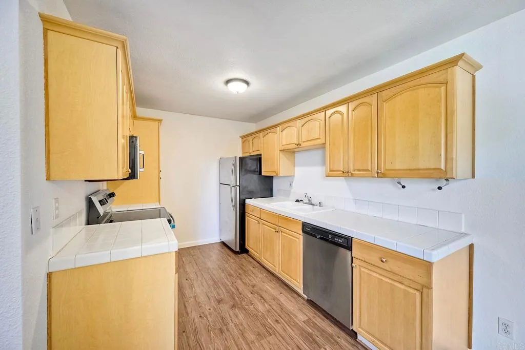 Photo #10: PTP2505849 Listing: Photo #10