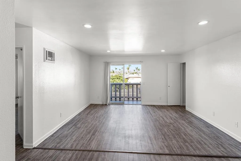 Photo #6: PTP2505850 Listing 