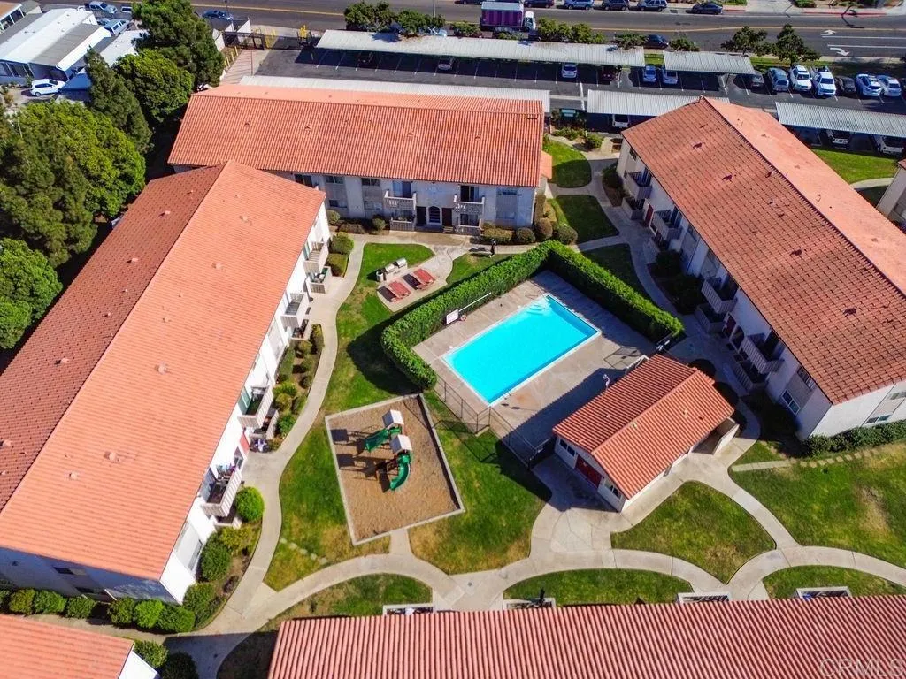 Photo #2: PTP2505850 Listing 