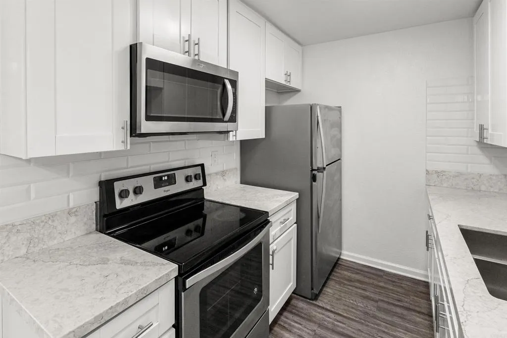 Photo #10: PTP2505850 Listing: Photo #10