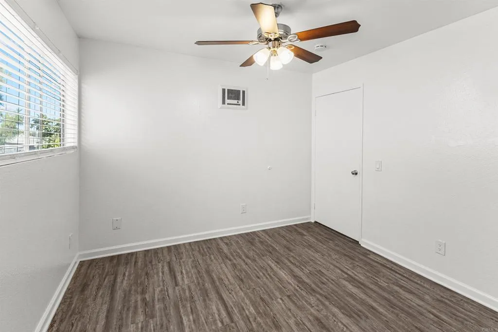 Photo #11: PTP2505850 Listing: Photo #11
