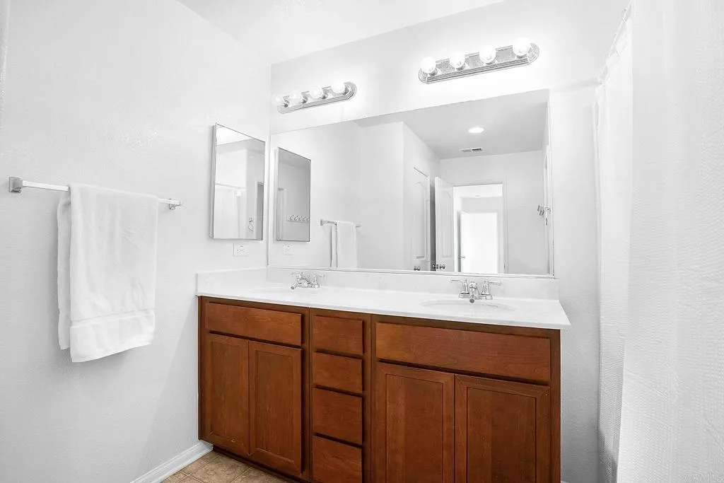 Photo #23: PTP2505851 Listing: Photo #23