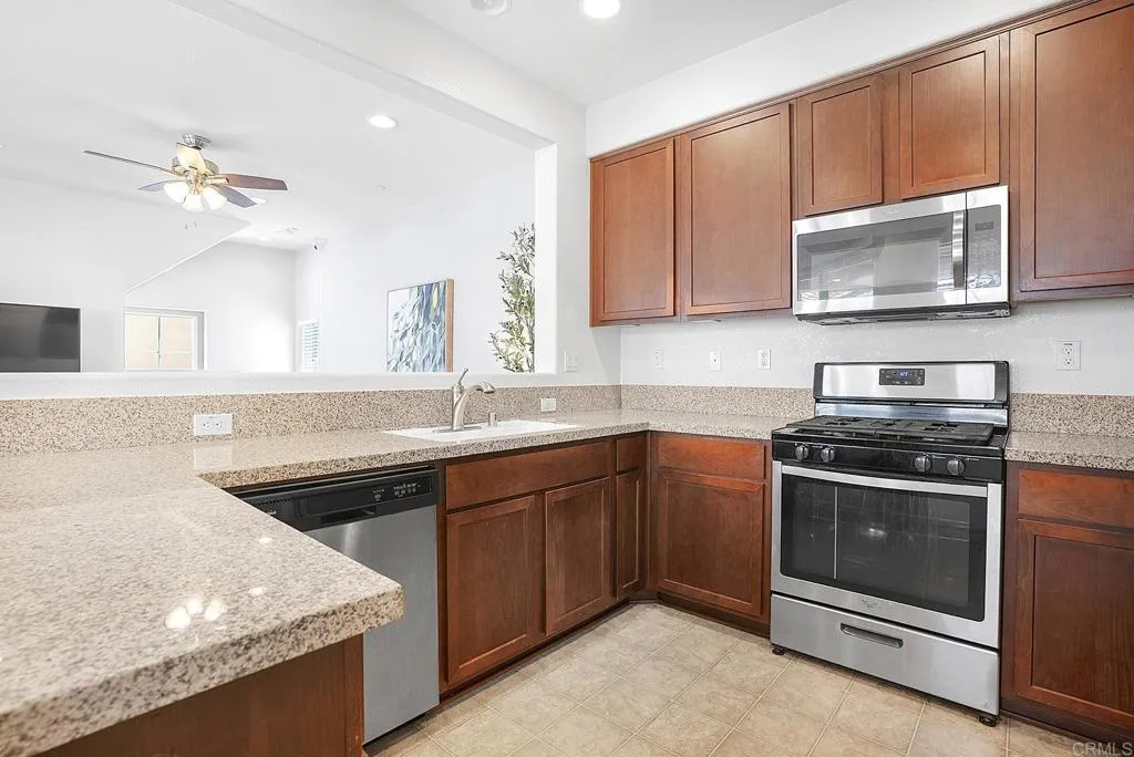 Photo #6: PTP2505851 Listing 