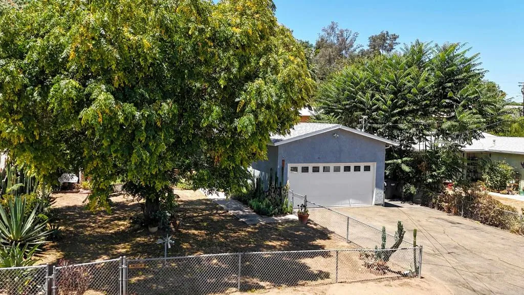 https://cdn.realtyfeed.com/cdn/127/306508109/d05e2ea41d92bf1d8cb3a53bbdd70f8a.webp