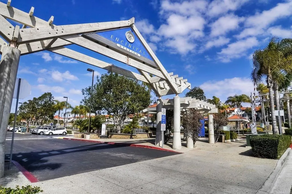 https://cdn.realtyfeed.com/cdn/127/306508130/5b9c831d57948f1bbe420789736b1c4a.webp
