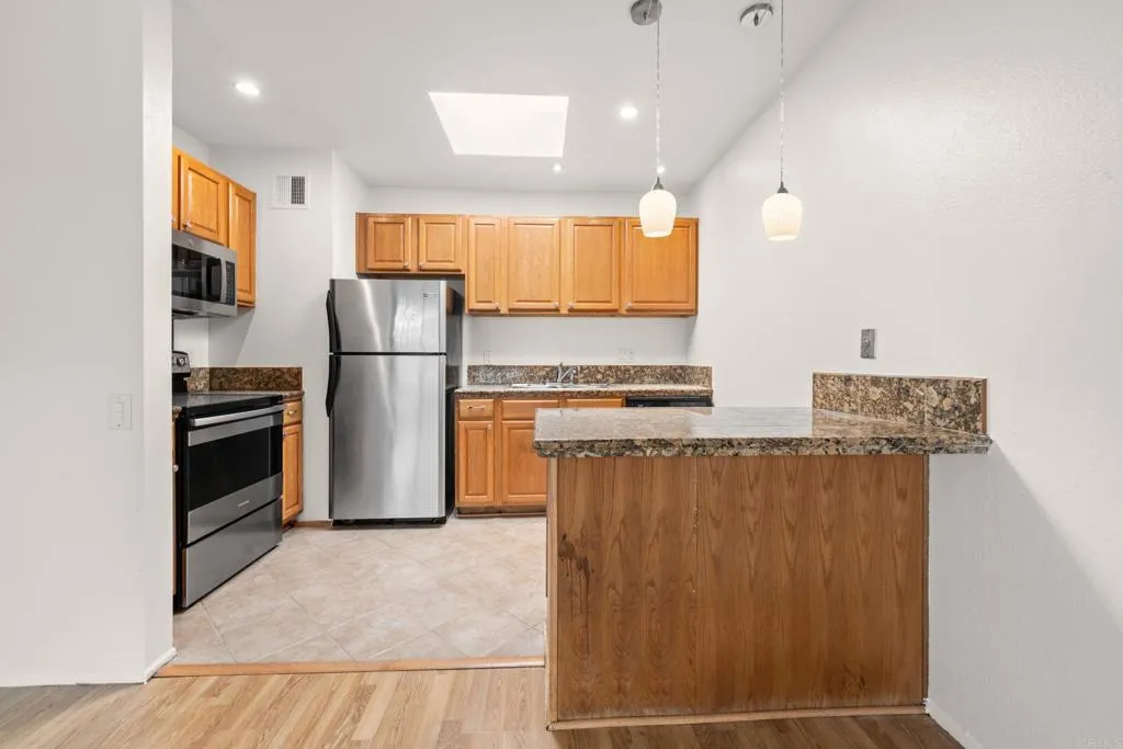 Photo #5: PTP2505856 Listing 