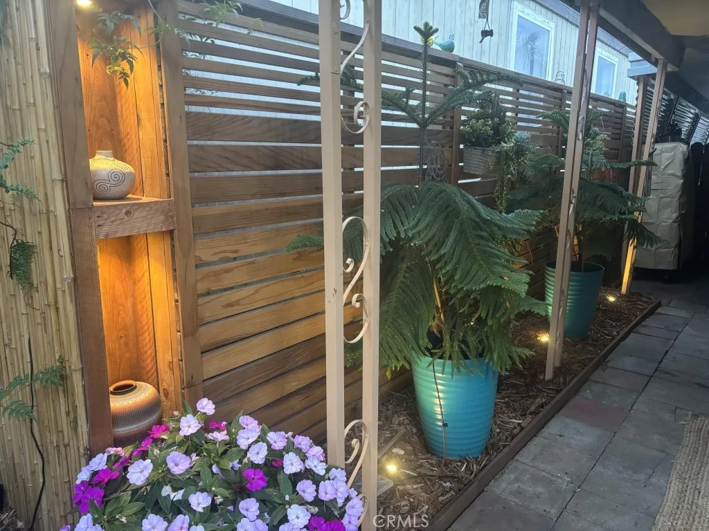 https://cdn.realtyfeed.com/cdn/127/306508226/7c59985c48e6f48feddc0a0a54db3dae.webp