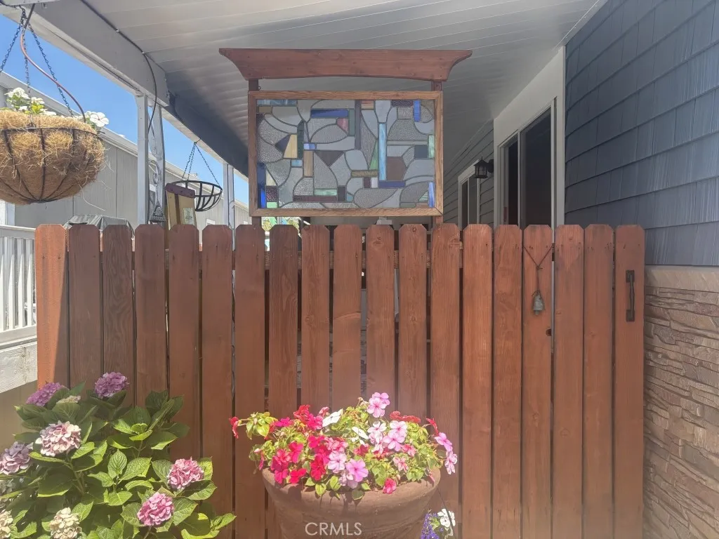 https://cdn.realtyfeed.com/cdn/127/306508226/97f9db8c03fdf154b8579563106e4451.webp