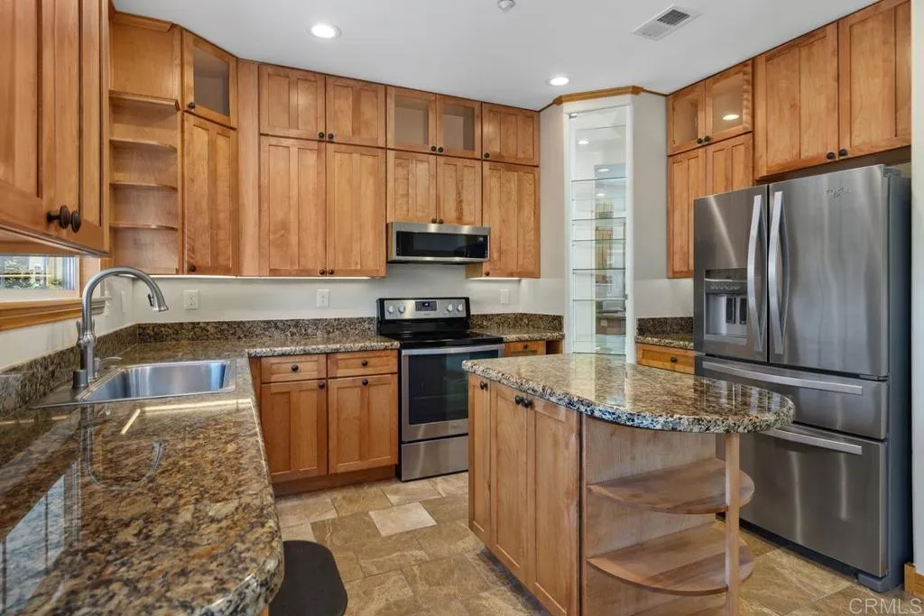 Photo #8: PTP2505860 Listing: Photo #8