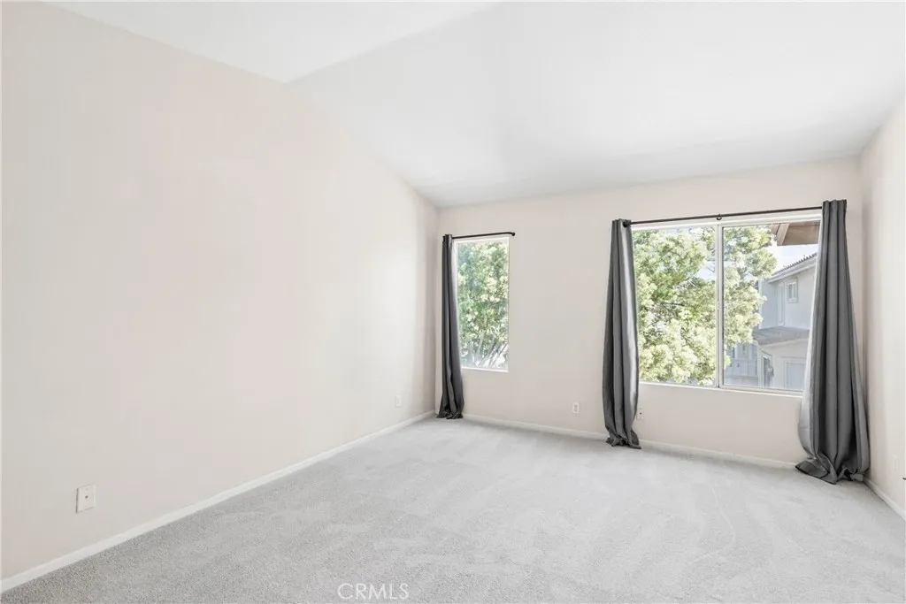 Photo #20: SR25173502 Listing: Photo #20
